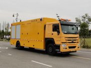 重汽豪沃救險車